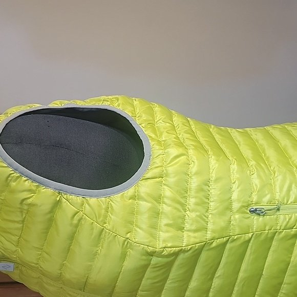 Eddie Bauer puffer vest - Picture 2 of 12